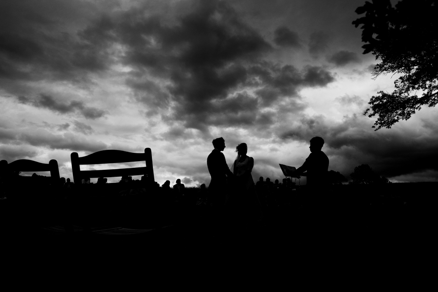 46 Stunning Black & White Wedding Photos