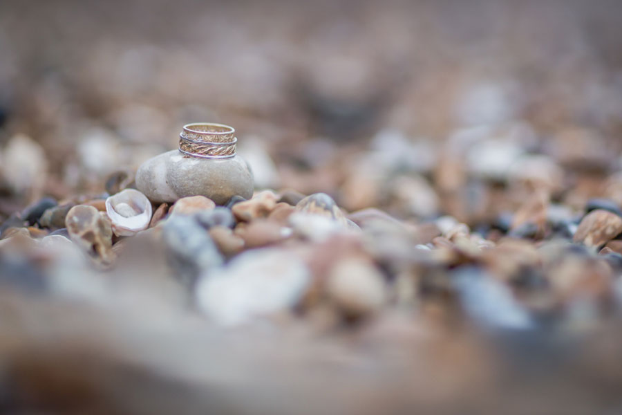 31 Stunning Wedding and Engagement Ring Photos