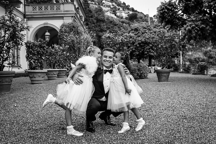 33 Photographers Share Their Favourite Wedding Photos