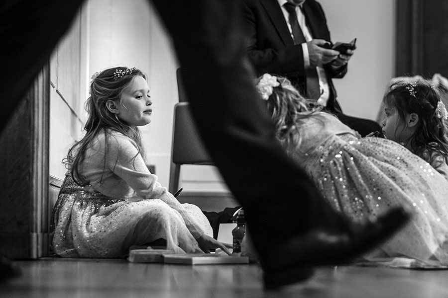 39 Fun and Cute Photos of Kids at Weddings