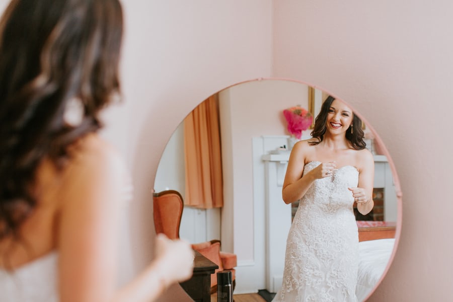 How to Choose a Wedding Photographer