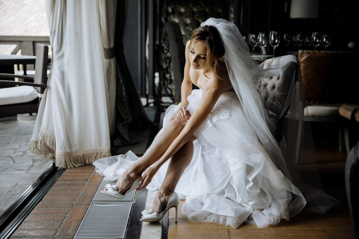 The Essential Story: A Half Day of Authentic Moments, Artfully Captured