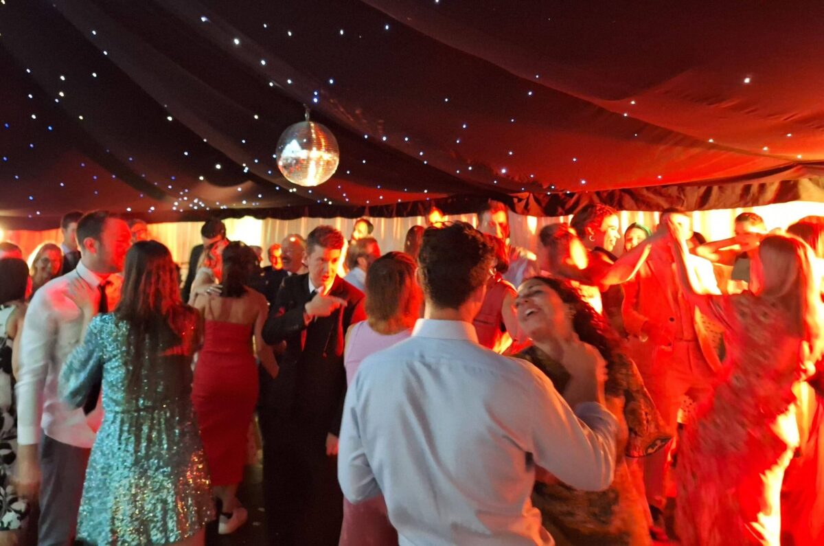 Evening Wedding Package with experienced 5* rated DJ