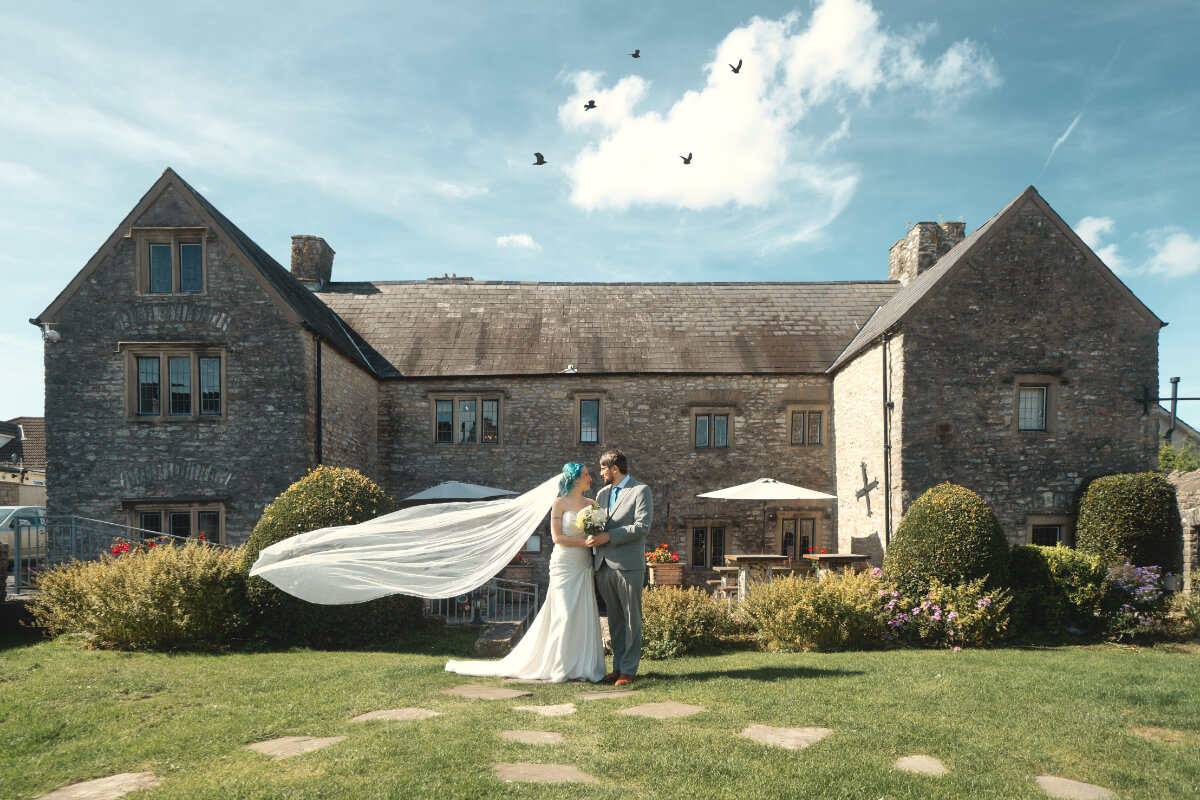 For Smaller Occasions - 2 hrs with 1 photographer