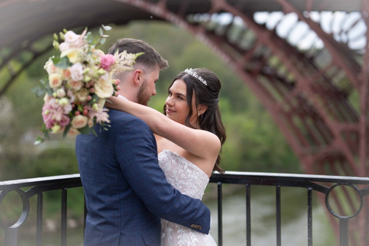 Half Day Photography with 24 page Album included!