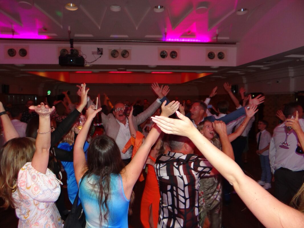 Wedding DJ Service - Evening all white wedding package