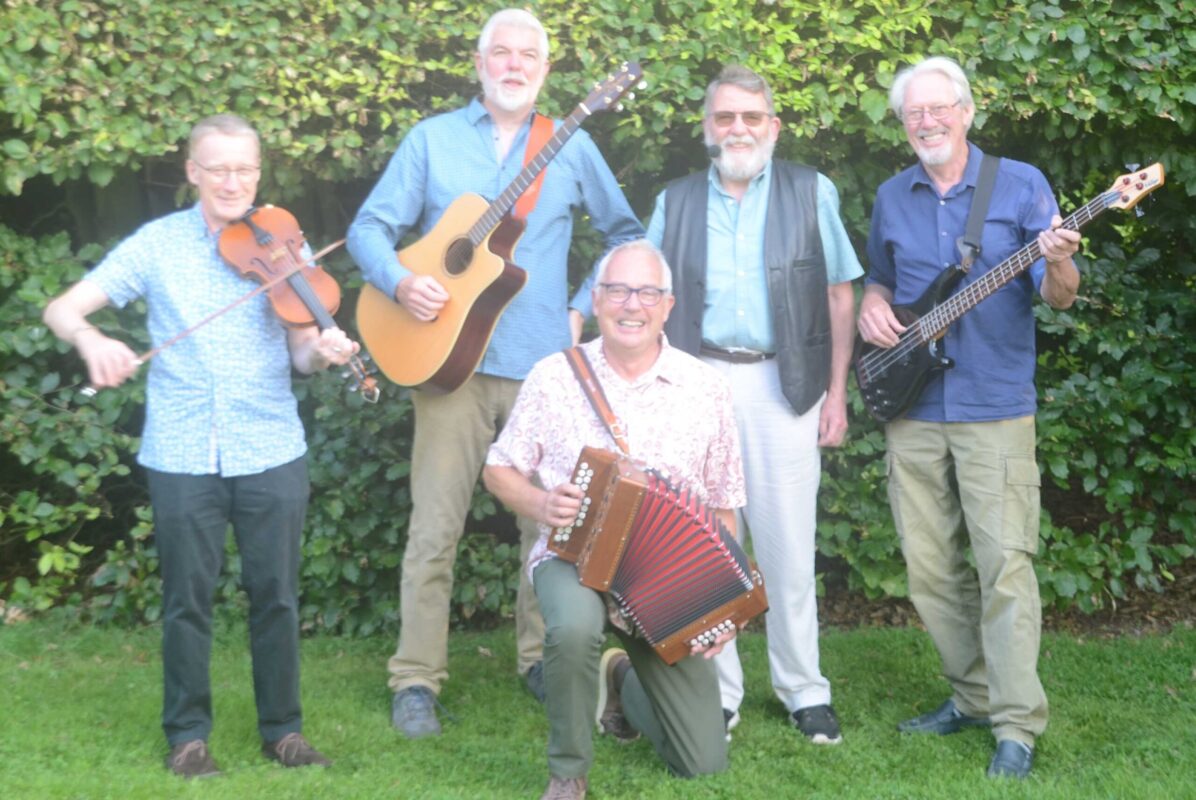Ceilidh / Barn dance with 4 piece band + experienced caller.