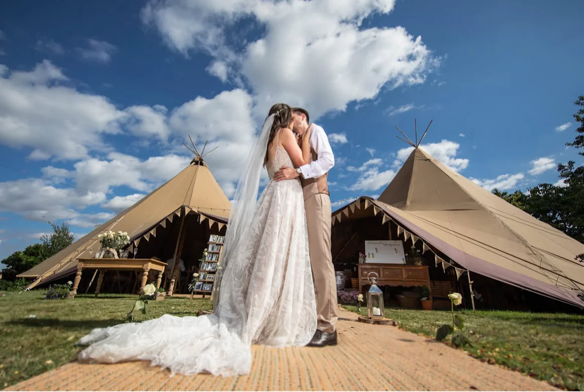 Personalised & Unique Wedding Ceremony