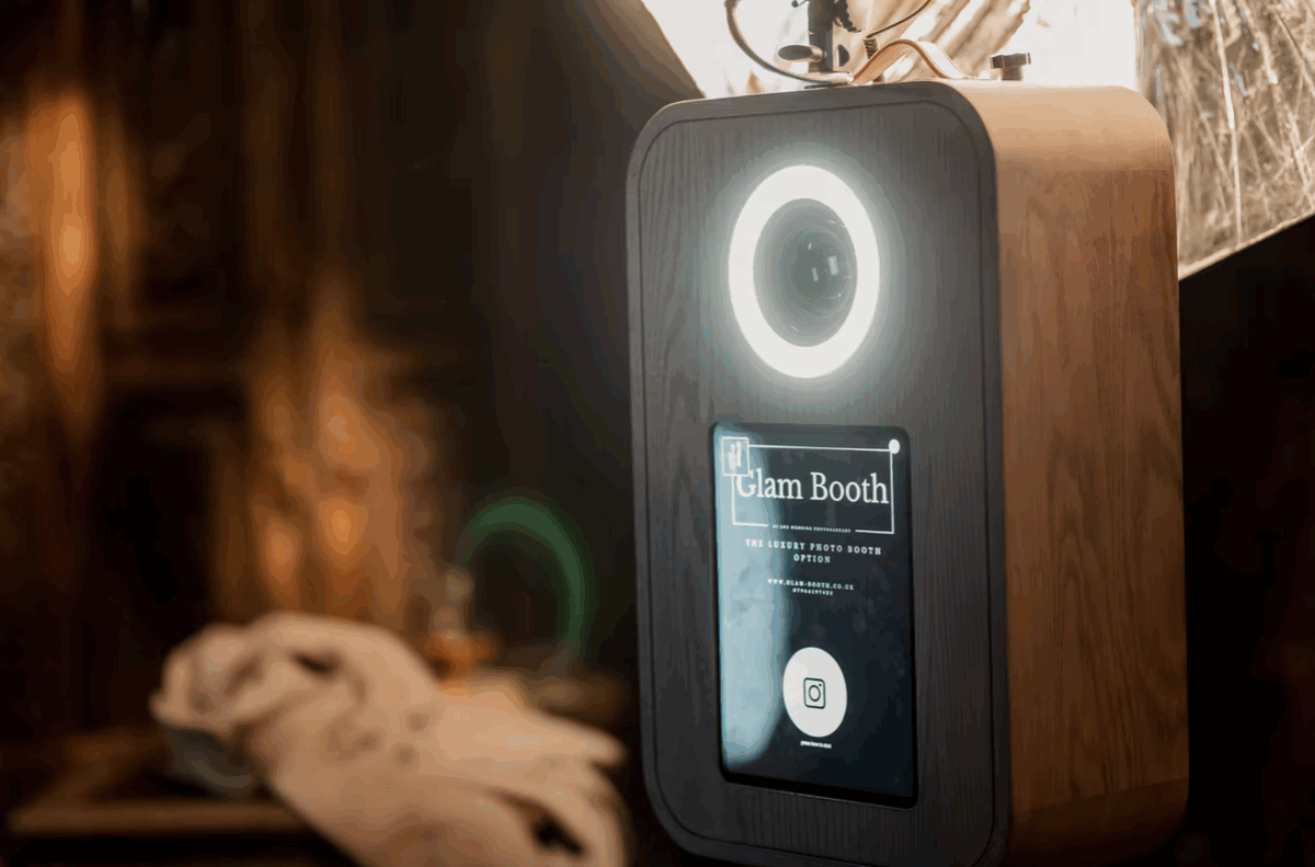 Glam Booth - Elegant and Timeless