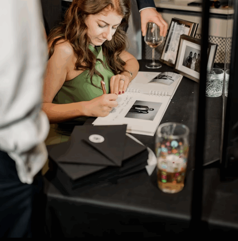 Glam Booth - Elegant and Timeless