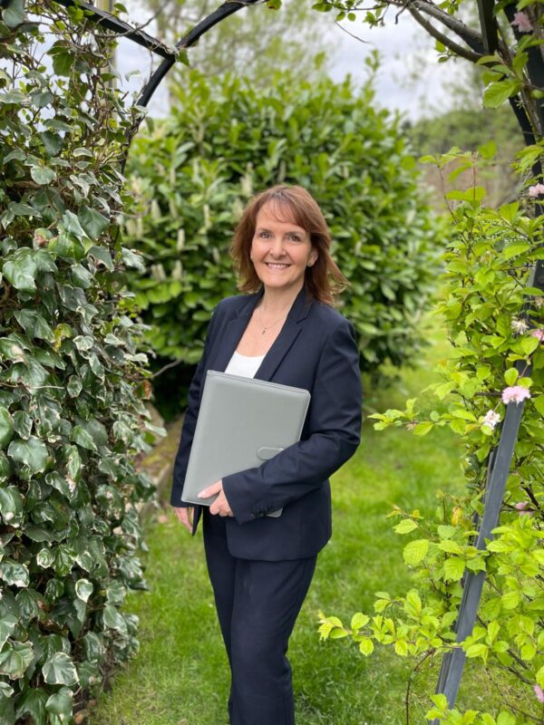 Beautiful & Bespoke Ceremony