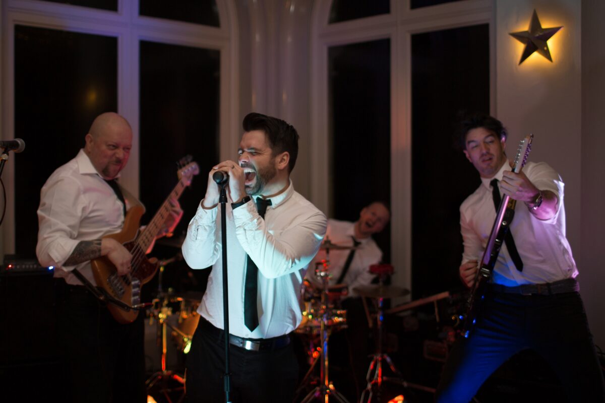 Live Band for evening Wedding Party