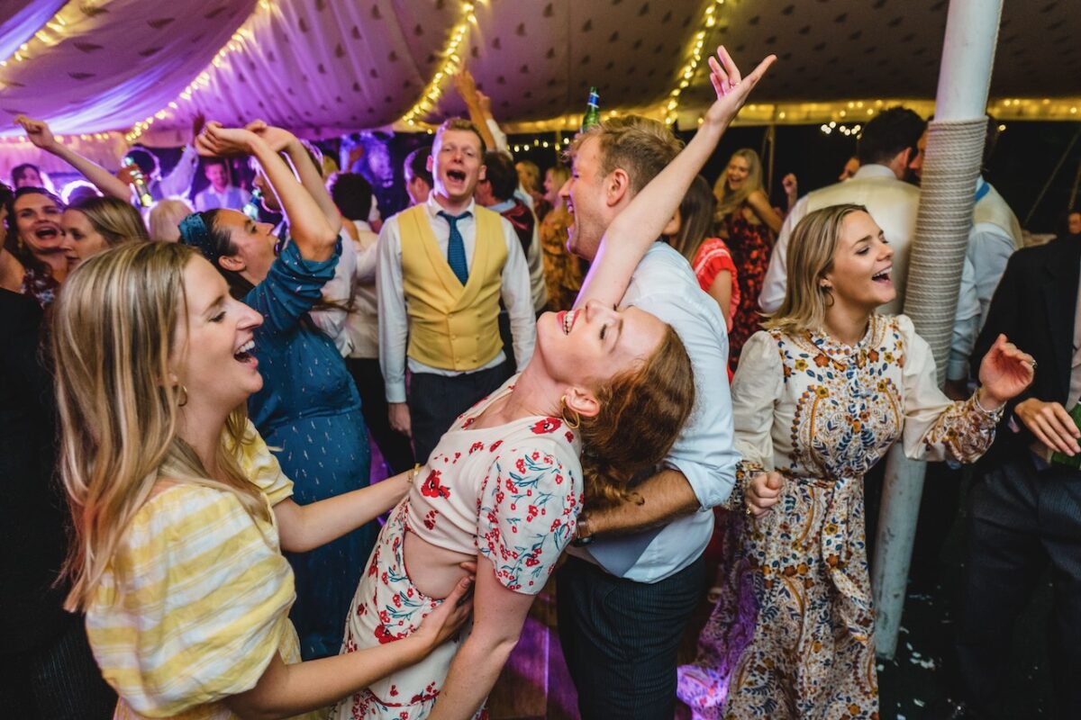 Bandeoke with 5 piece live band