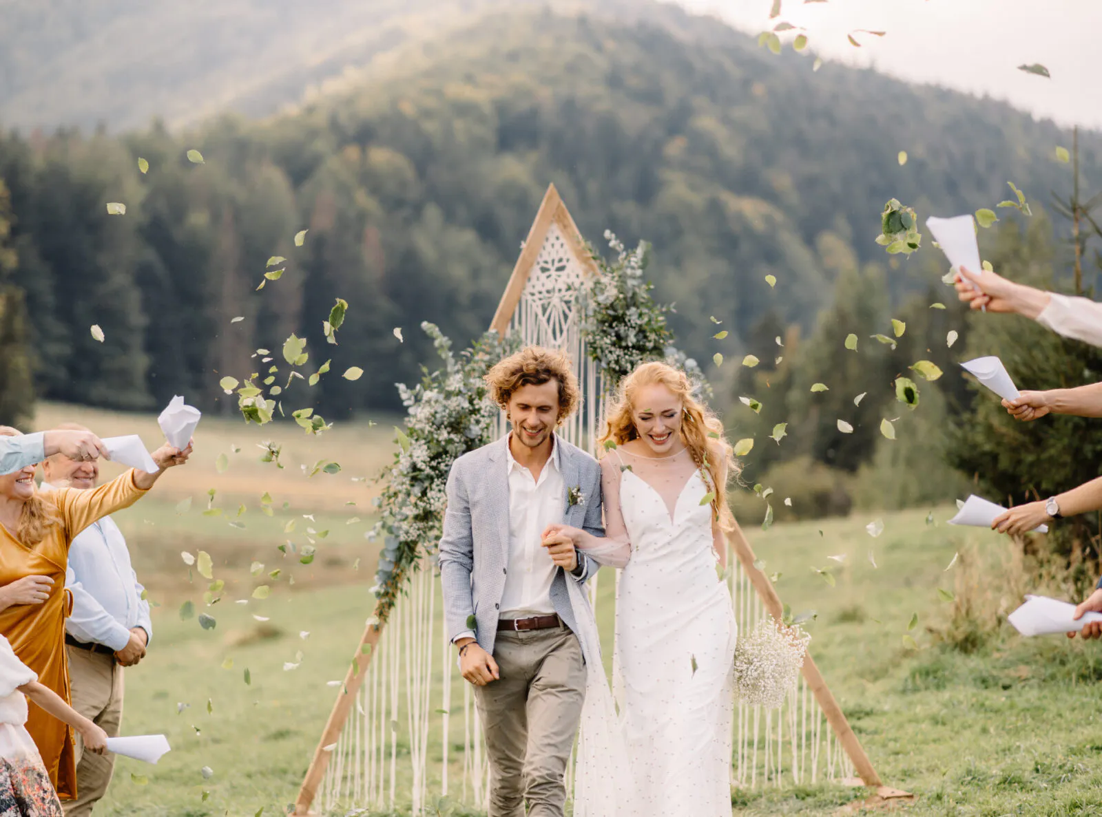 A simpler way to book your wedding suppliers