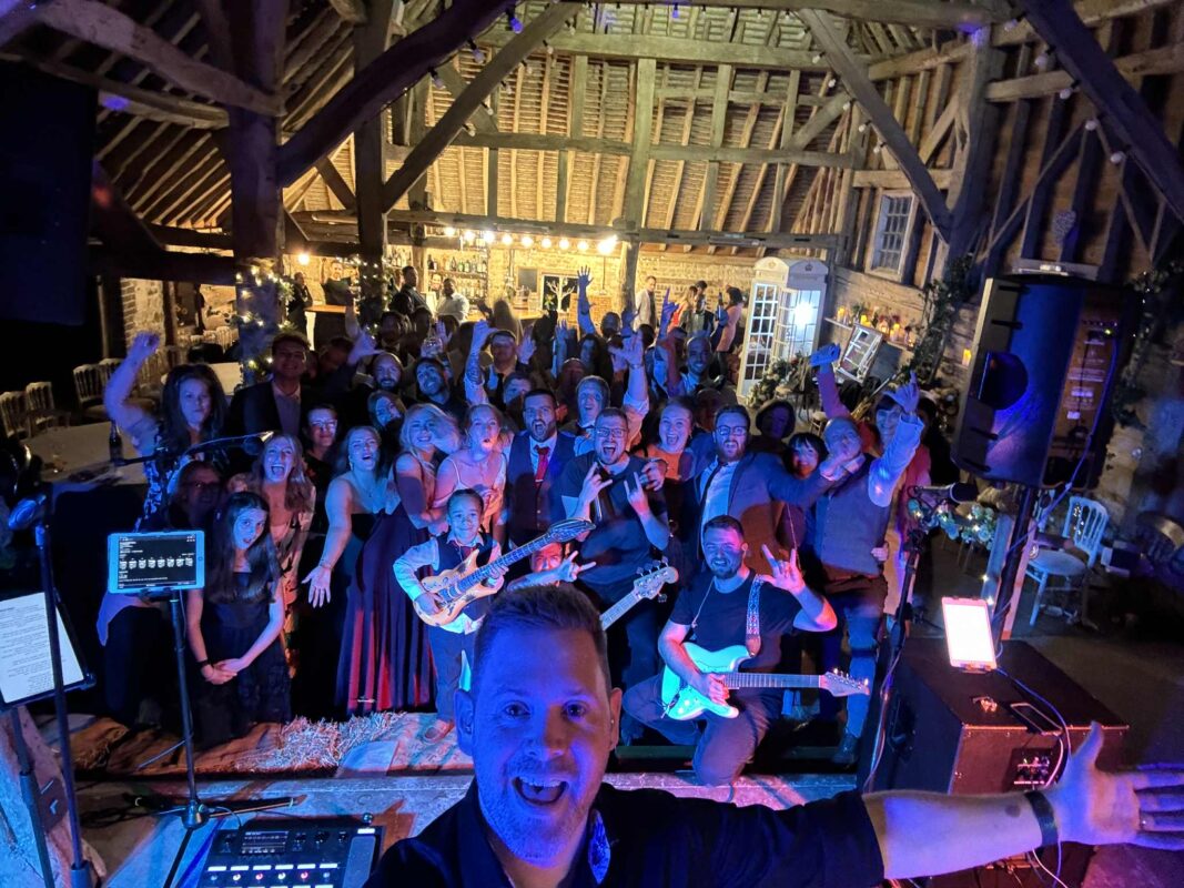 Essex-based Top Tier 4-Piece Function Band